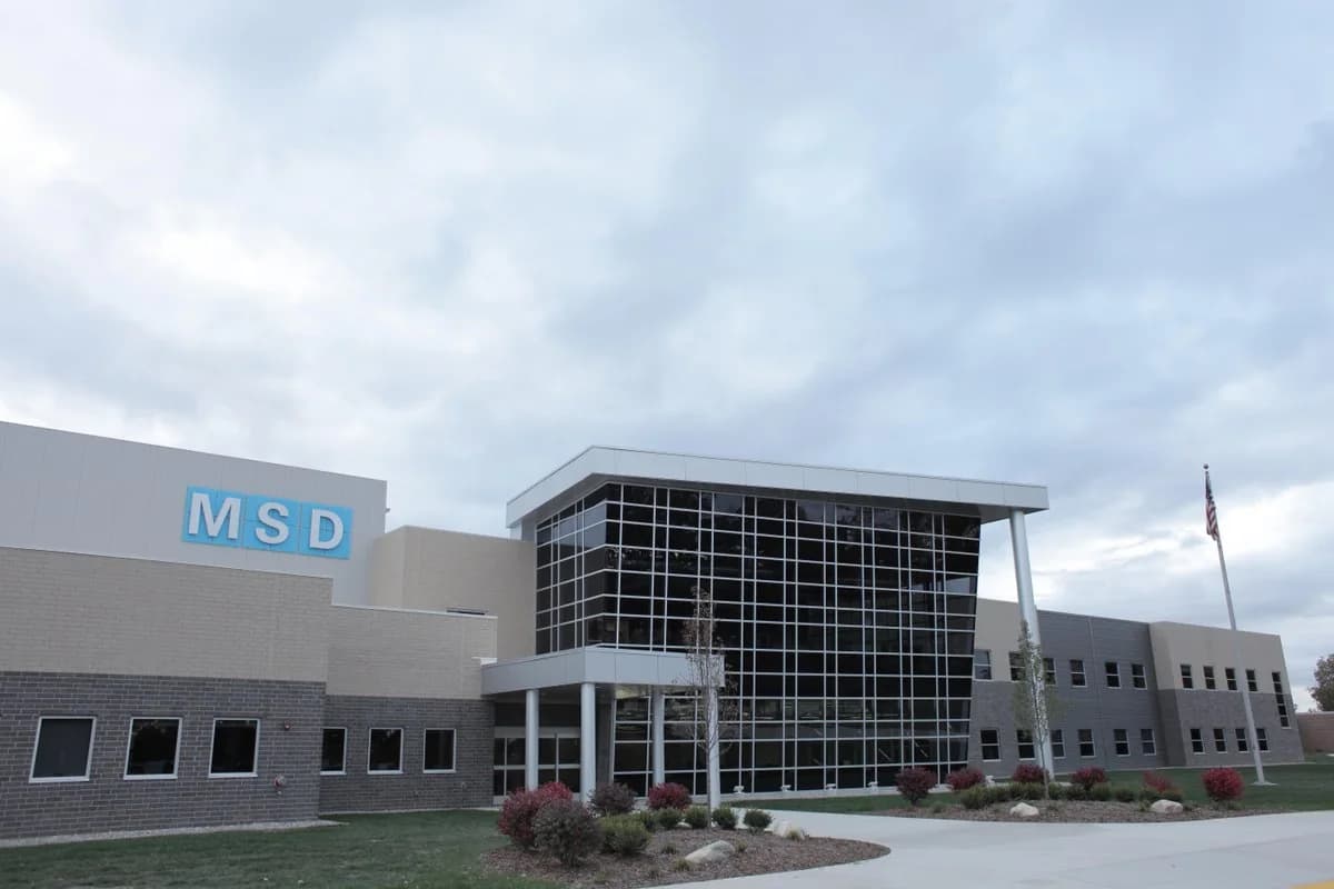 Michigan School for the Deaf commercial glass project